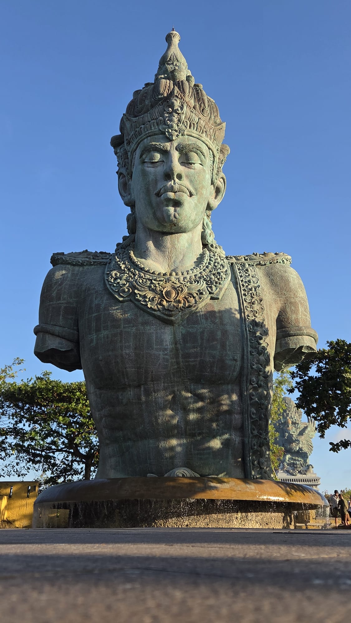 Pomnik Garuda Wisnu Kencana na Bali, w plenerze
